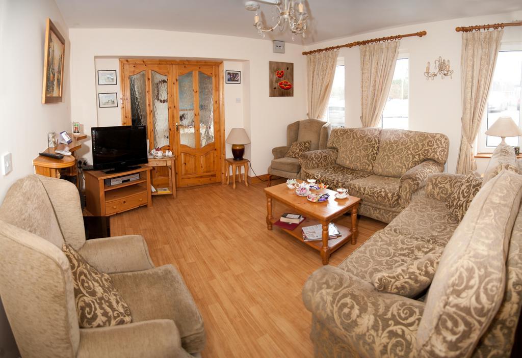 Tower Lodge B&B Мэллов Экстерьер фото